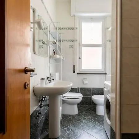 Liguria- Chiavari: A Trenta Passi Dal Mare דירה קיאברי